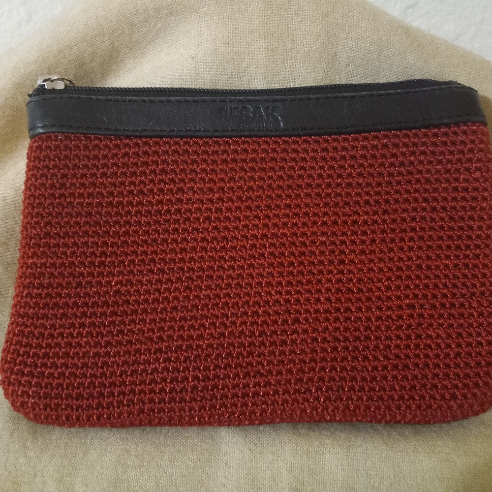 The Sak Elliott Lucca pouch